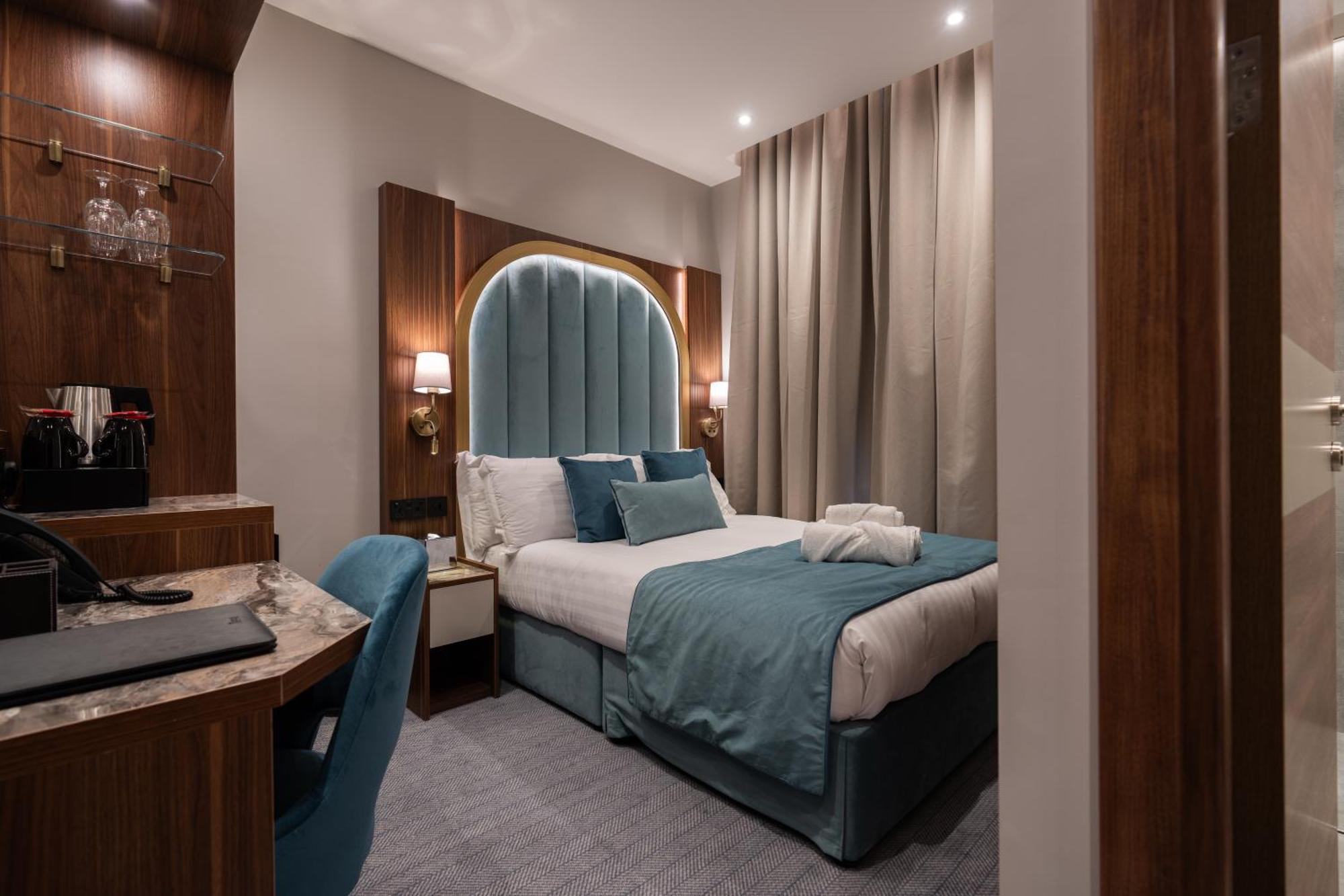 St Mark'S - Merit Hotels London Bagian luar foto