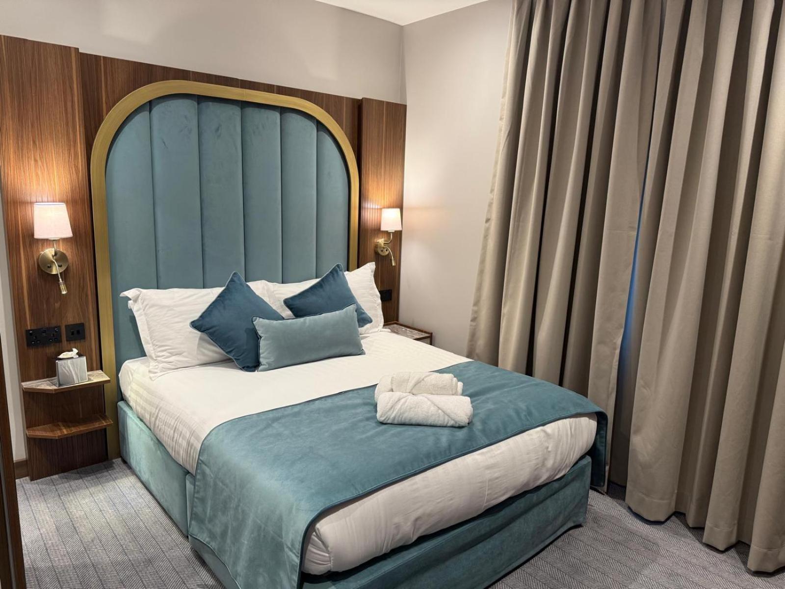 St Mark'S - Merit Hotels London Bagian luar foto