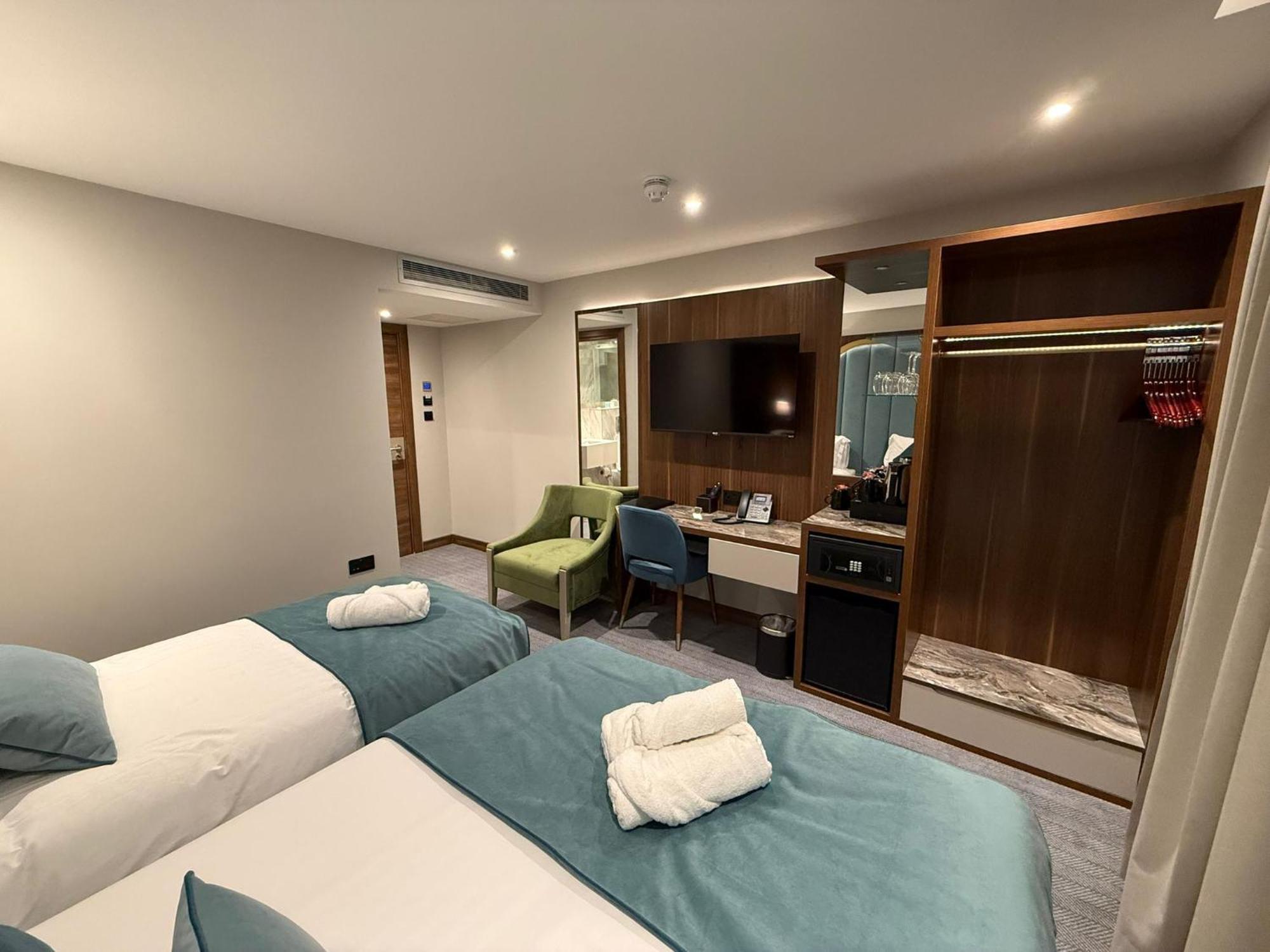 St Mark'S - Merit Hotels London Bagian luar foto